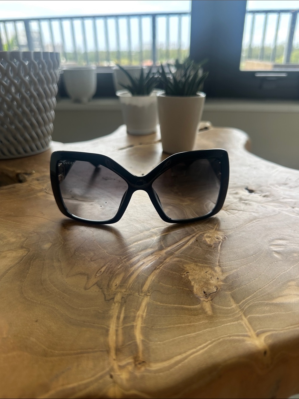 Gucci Black Oversized Square Women's Sunglasses with Gradient Lenses